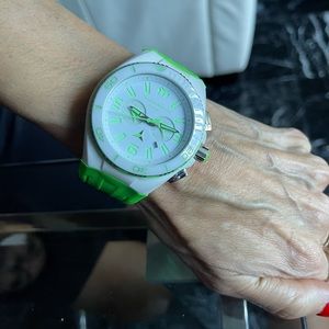 Technomarine watch authentic white&green